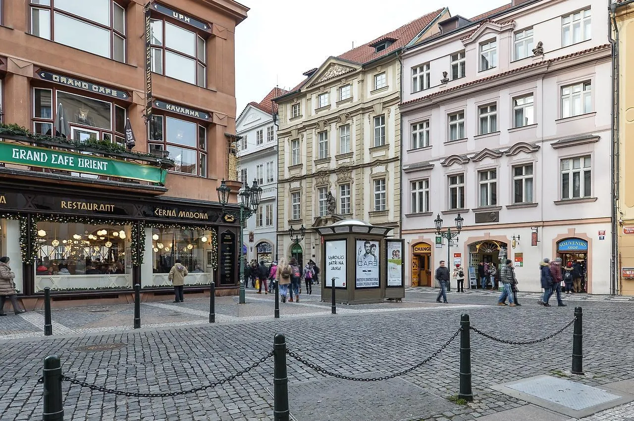 Apartment Royal Route Residence Prague