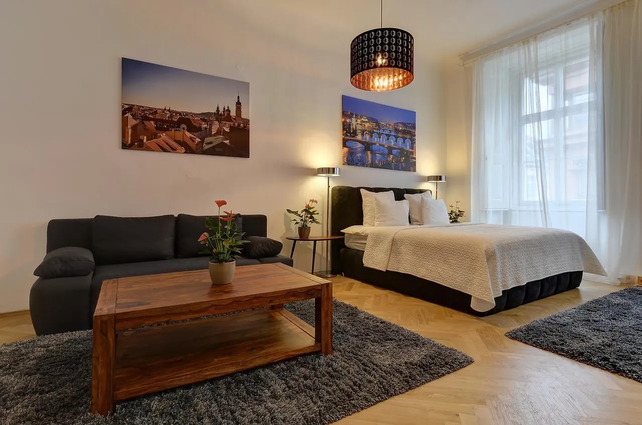 Royal Route Residence Prag 0*,