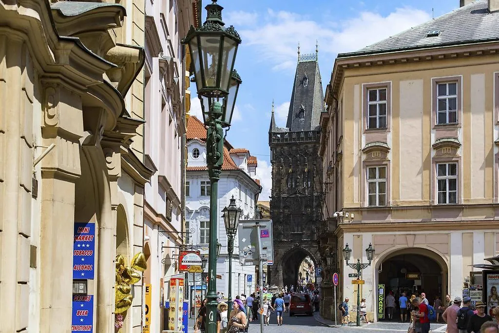 Royal Route Residence Prague 0*,